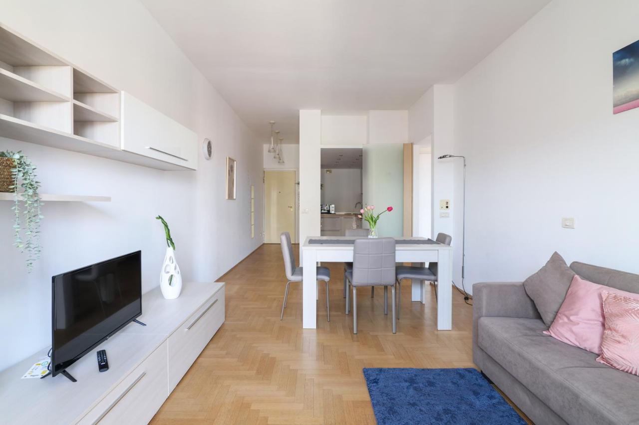 Primopiano - Carlone Lägenhet Milano Exteriör bild