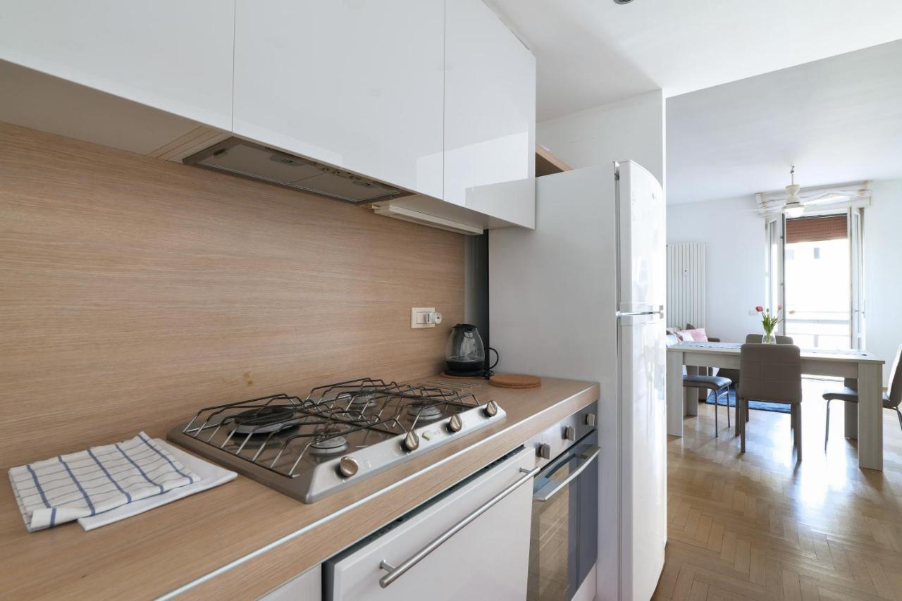 Primopiano - Carlone Lägenhet Milano Exteriör bild