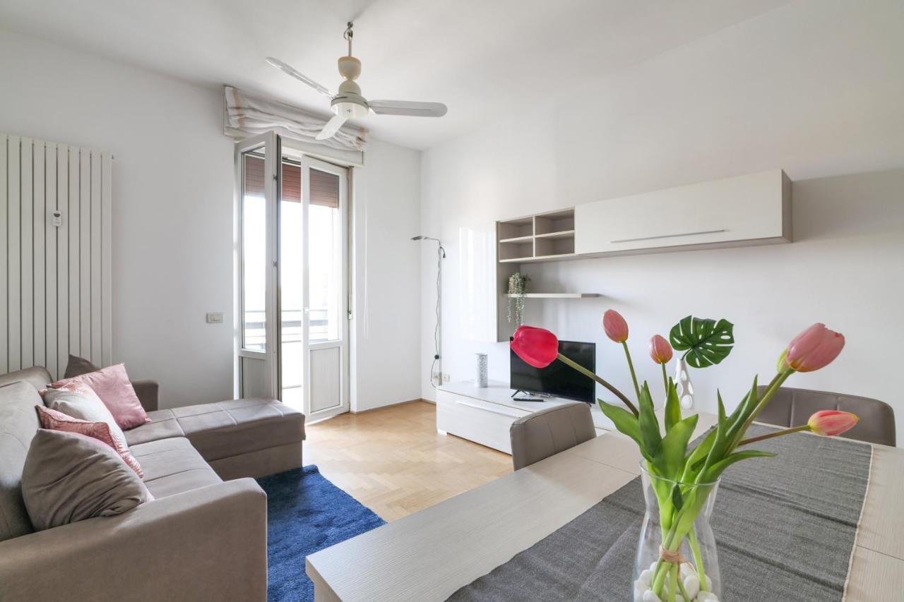 Primopiano - Carlone Lägenhet Milano Exteriör bild