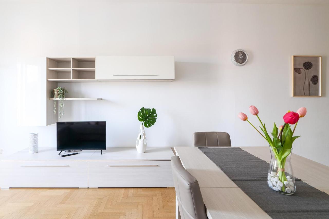 Primopiano - Carlone Lägenhet Milano Exteriör bild