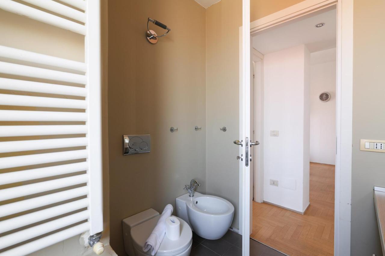 Primopiano - Carlone Lägenhet Milano Exteriör bild