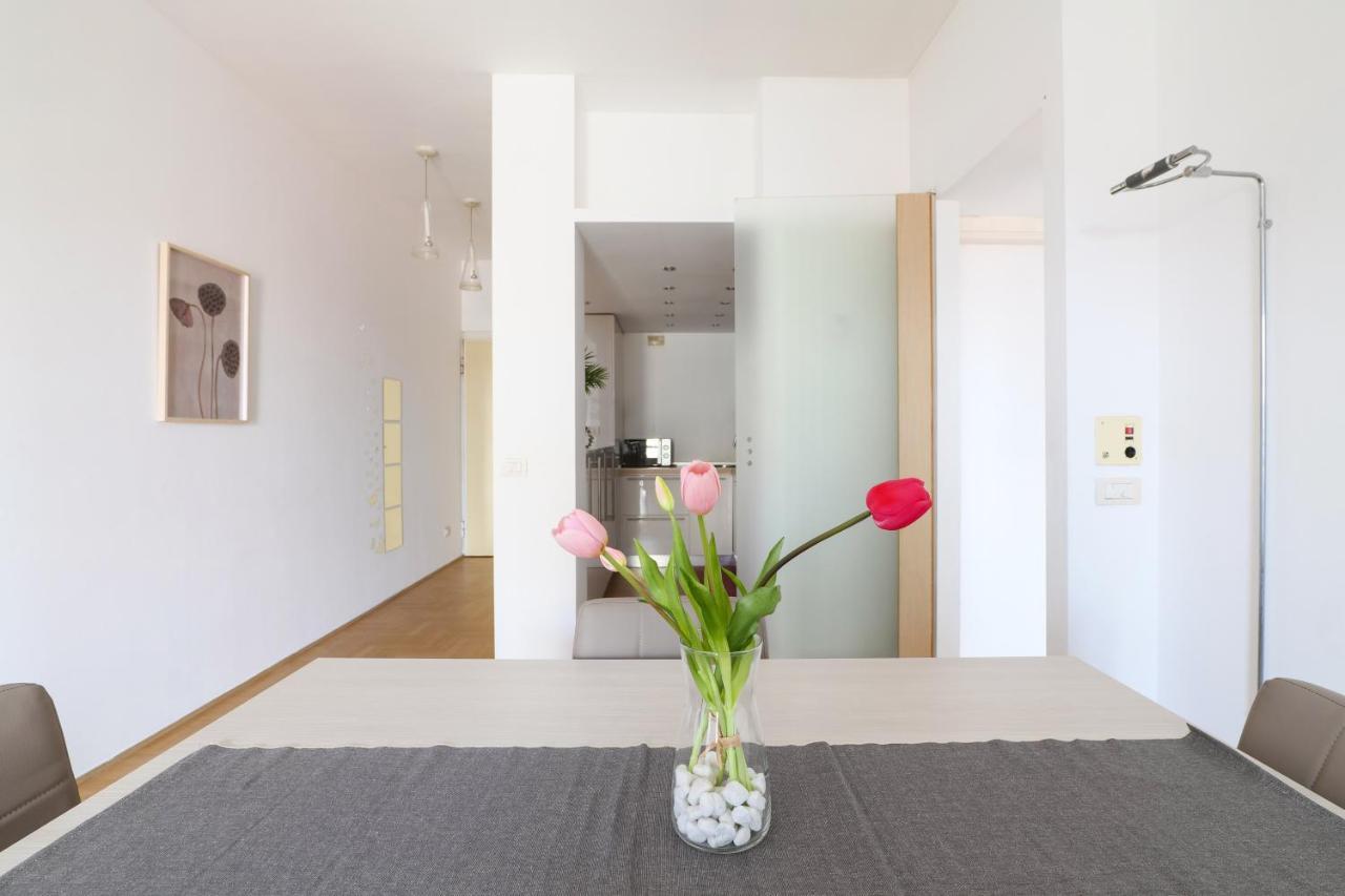 Primopiano - Carlone Lägenhet Milano Exteriör bild